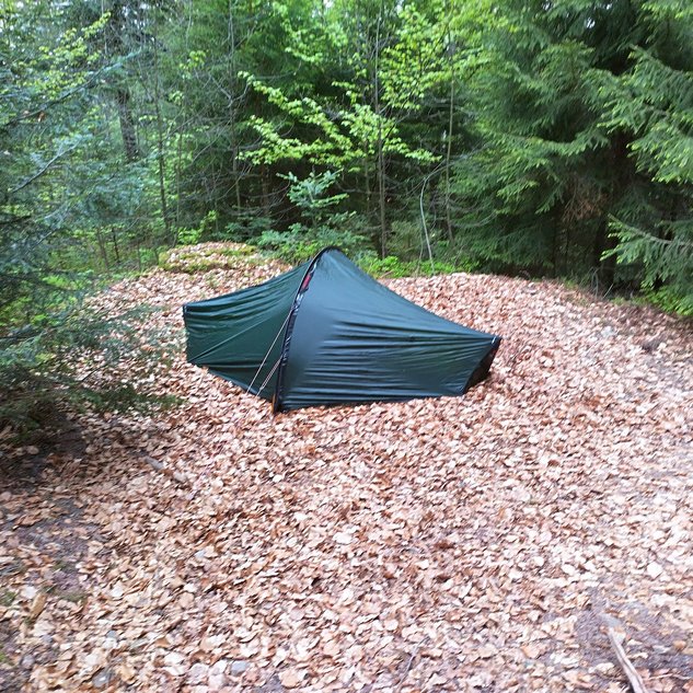 Bild mit einem Zelt auf einem der Trekkincamps